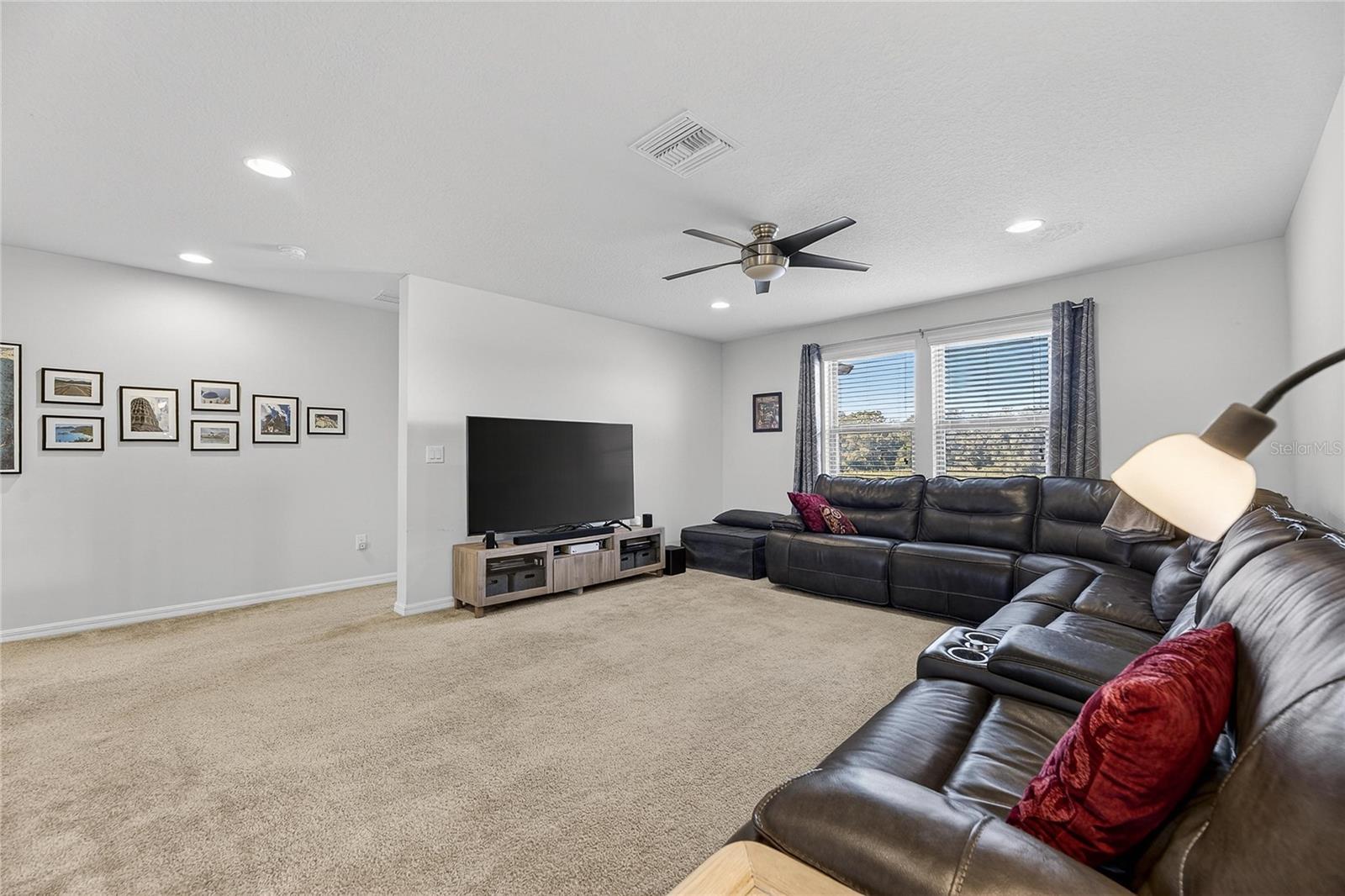 Image 25 of 48 For 6418 Yellow Buckeye Drive