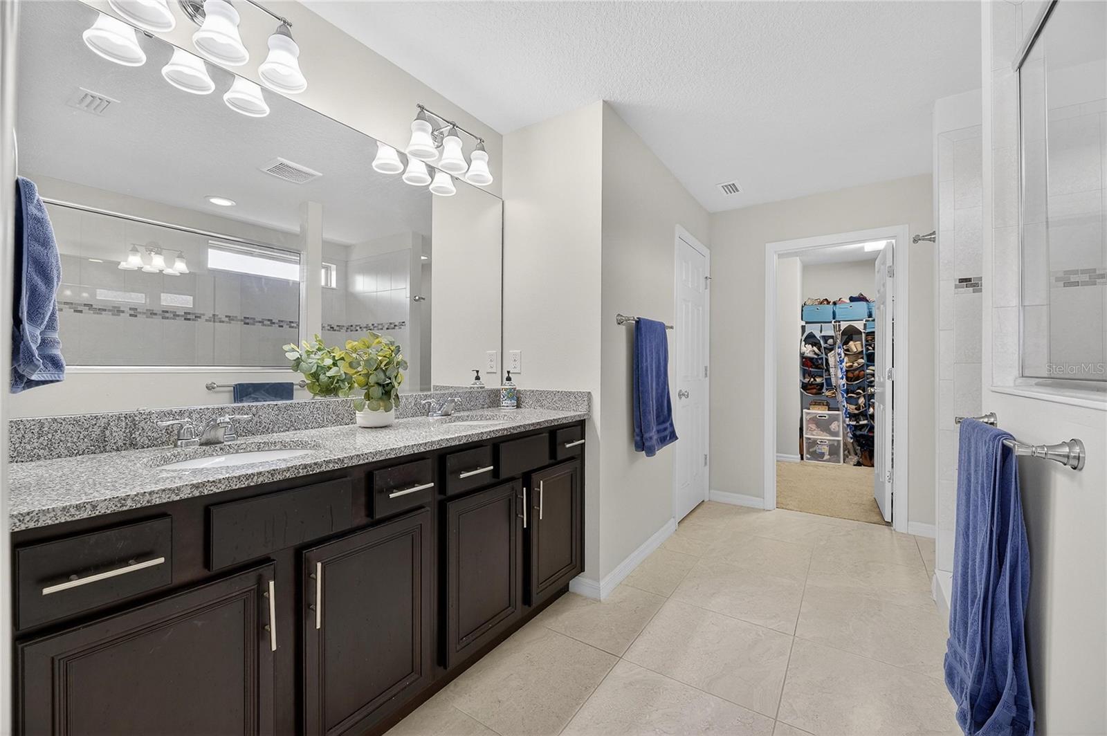 Image 29 of 48 For 6418 Yellow Buckeye Drive