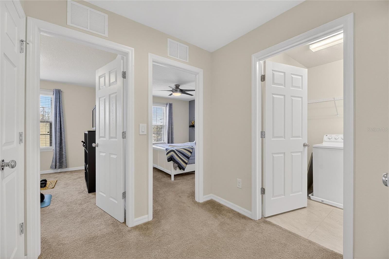 Image 31 of 48 For 6418 Yellow Buckeye Drive