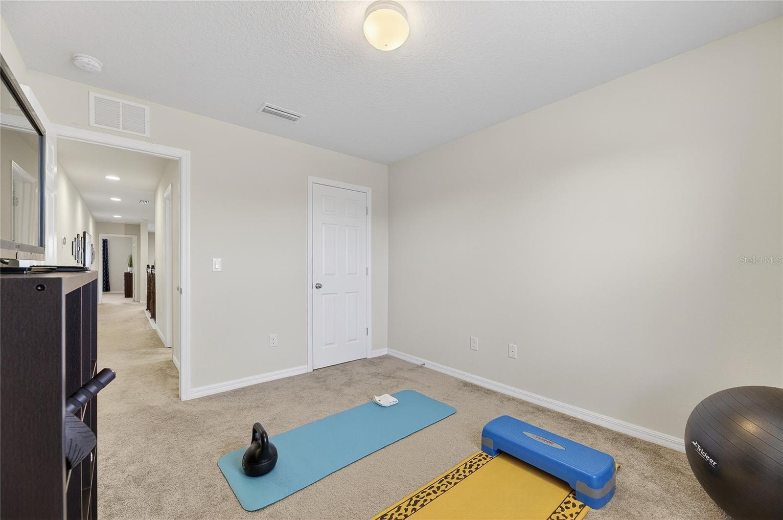 Image 35 of 48 For 6418 Yellow Buckeye Drive