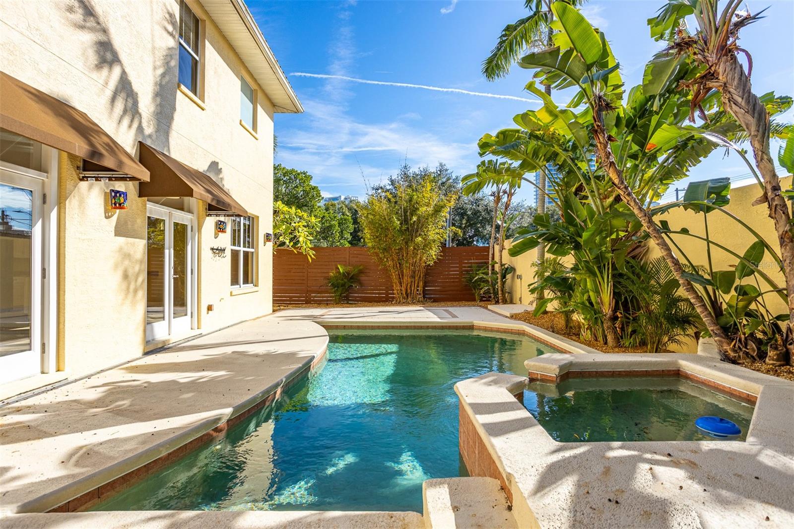 Image 32 of 46 For 3204 Empedrado Street