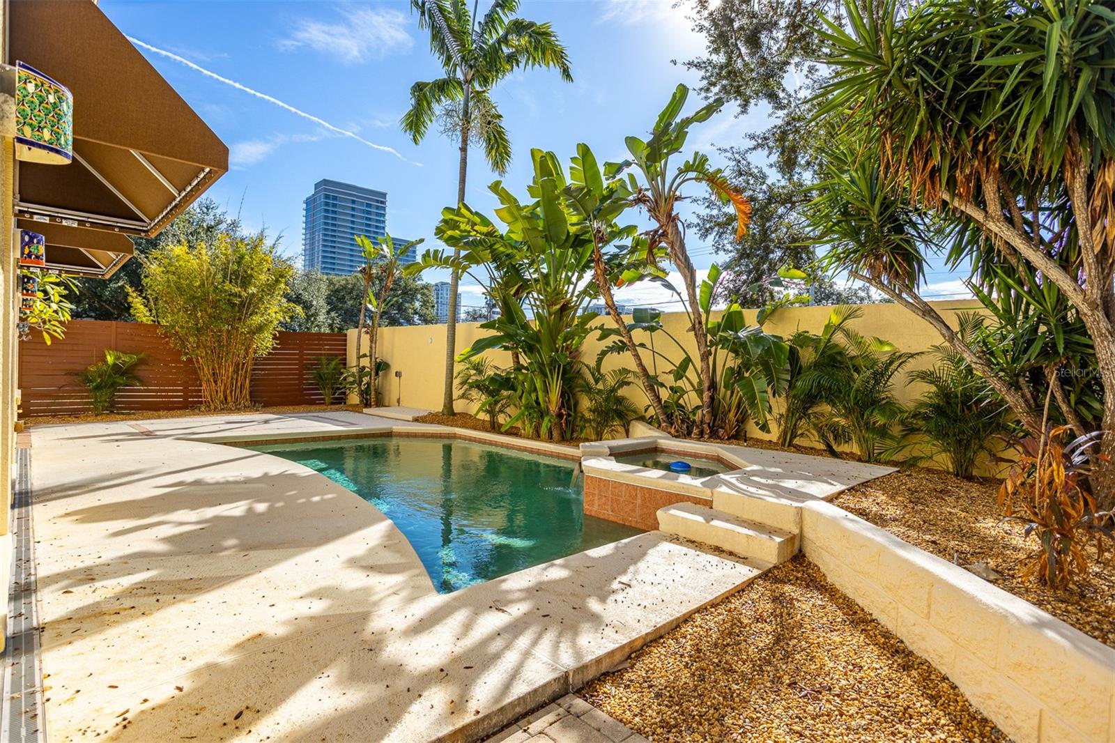 Image 33 of 46 For 3204 Empedrado Street