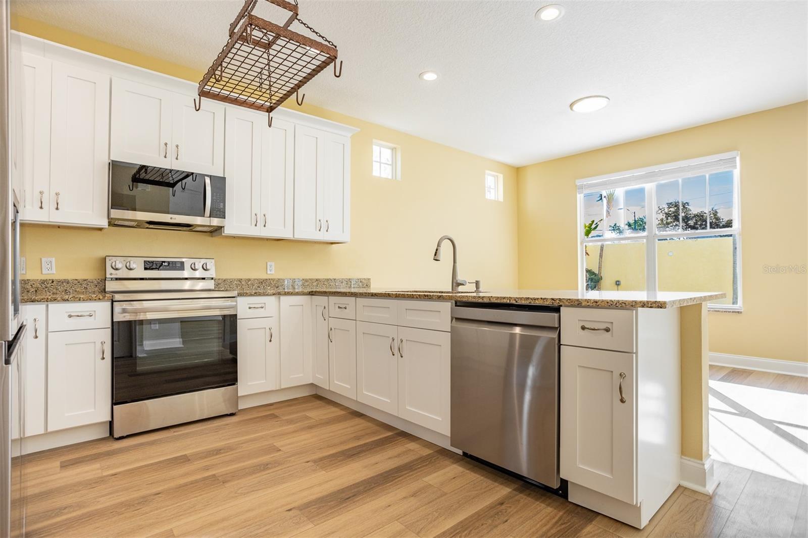 Image 6 of 46 For 3204 Empedrado Street