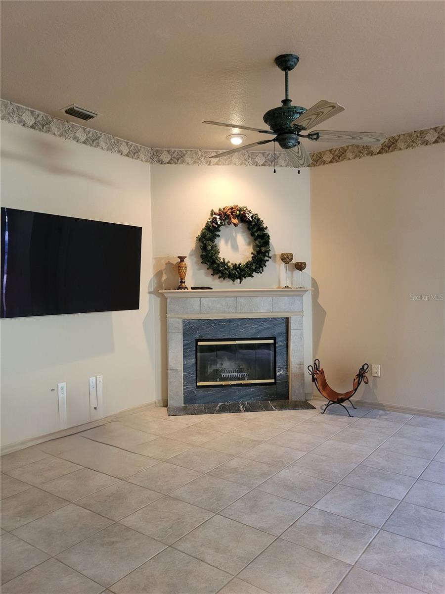 Image 7 of 32 For 3623 Golden Eagle Drive