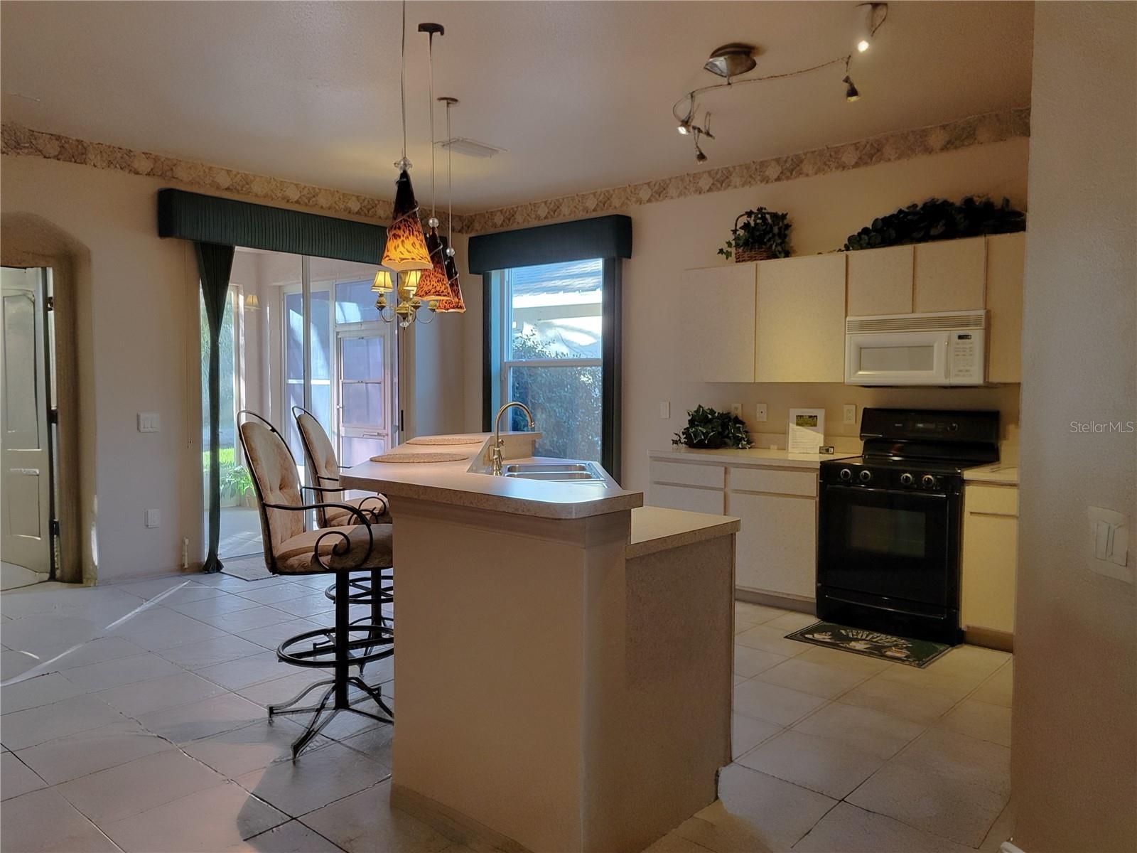 Image 9 of 32 For 3623 Golden Eagle Drive