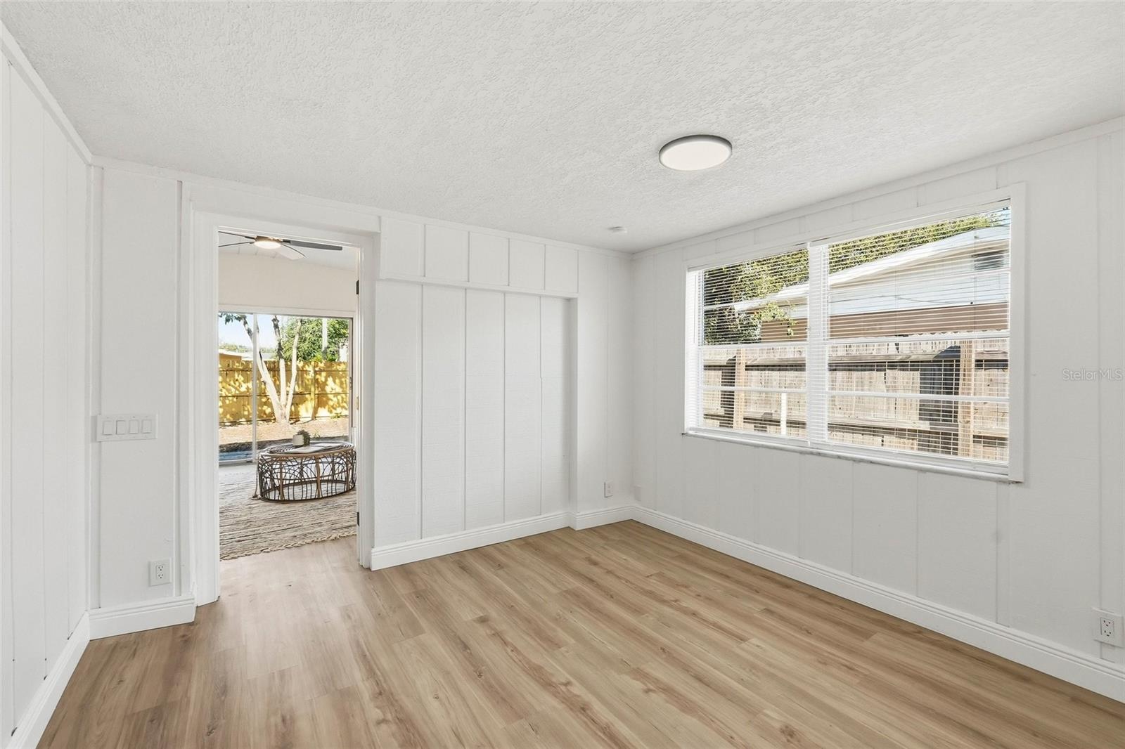 Image 11 of 27 For 1912 Brust Avenue