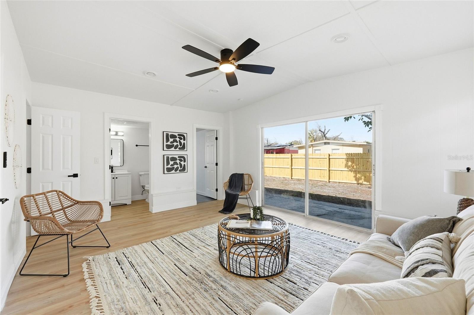 Image 13 of 27 For 1912 Brust Avenue