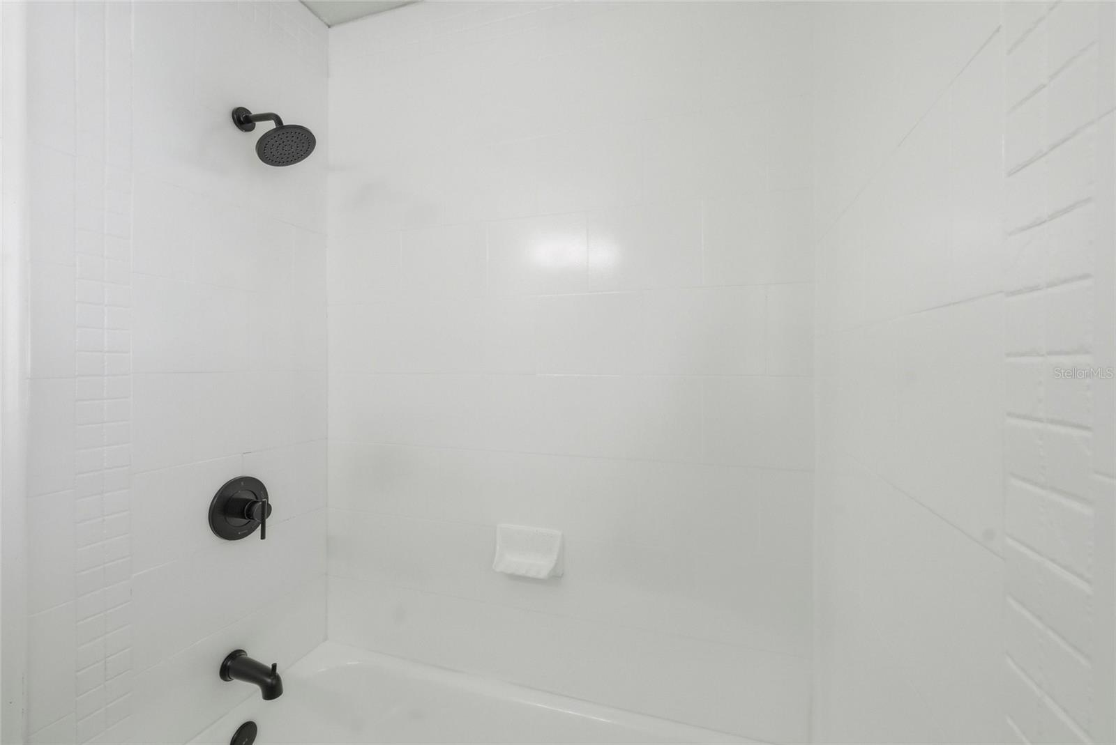 Image 18 of 27 For 1912 Brust Avenue