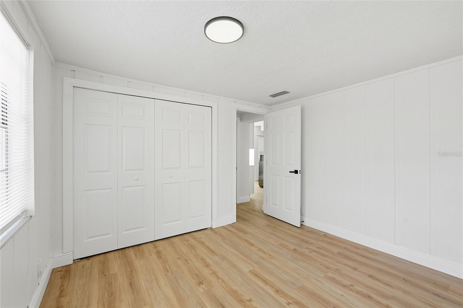 Image 19 of 27 For 1912 Brust Avenue