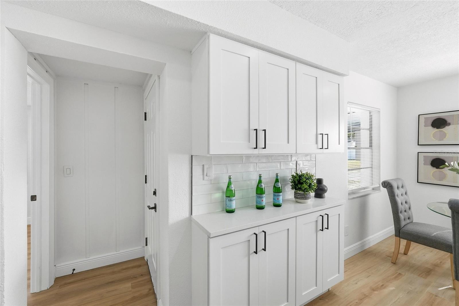 Image 9 of 27 For 1912 Brust Avenue