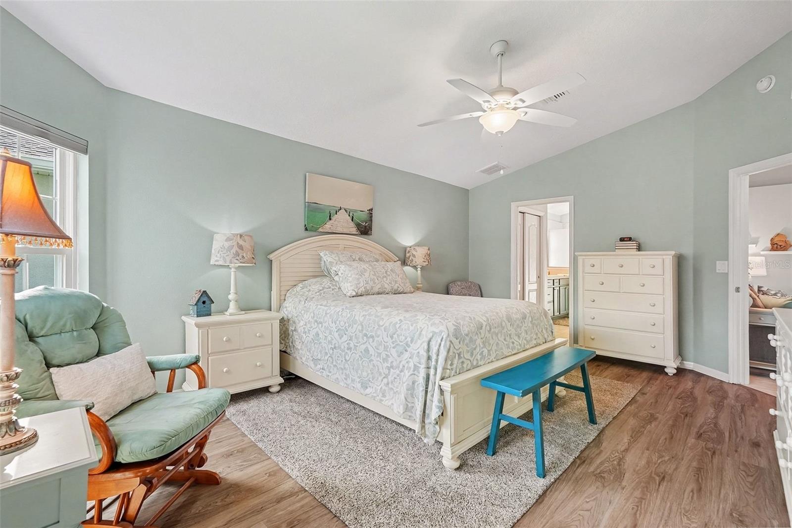 Image 21 of 32 For 29318 Snap Hook Drive