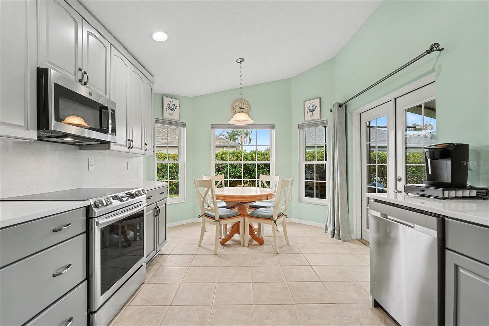 Image 27 of 32 For 29318 Snap Hook Drive