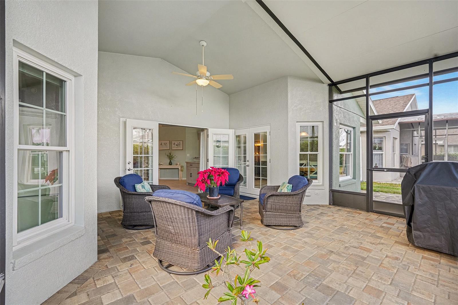 Image 29 of 32 For 29318 Snap Hook Drive