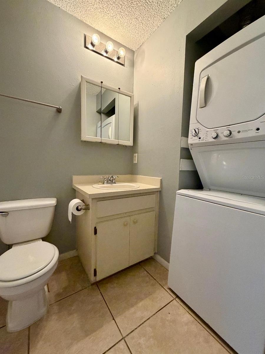 Image 19 of 26 For 22726 Gage Loop 43