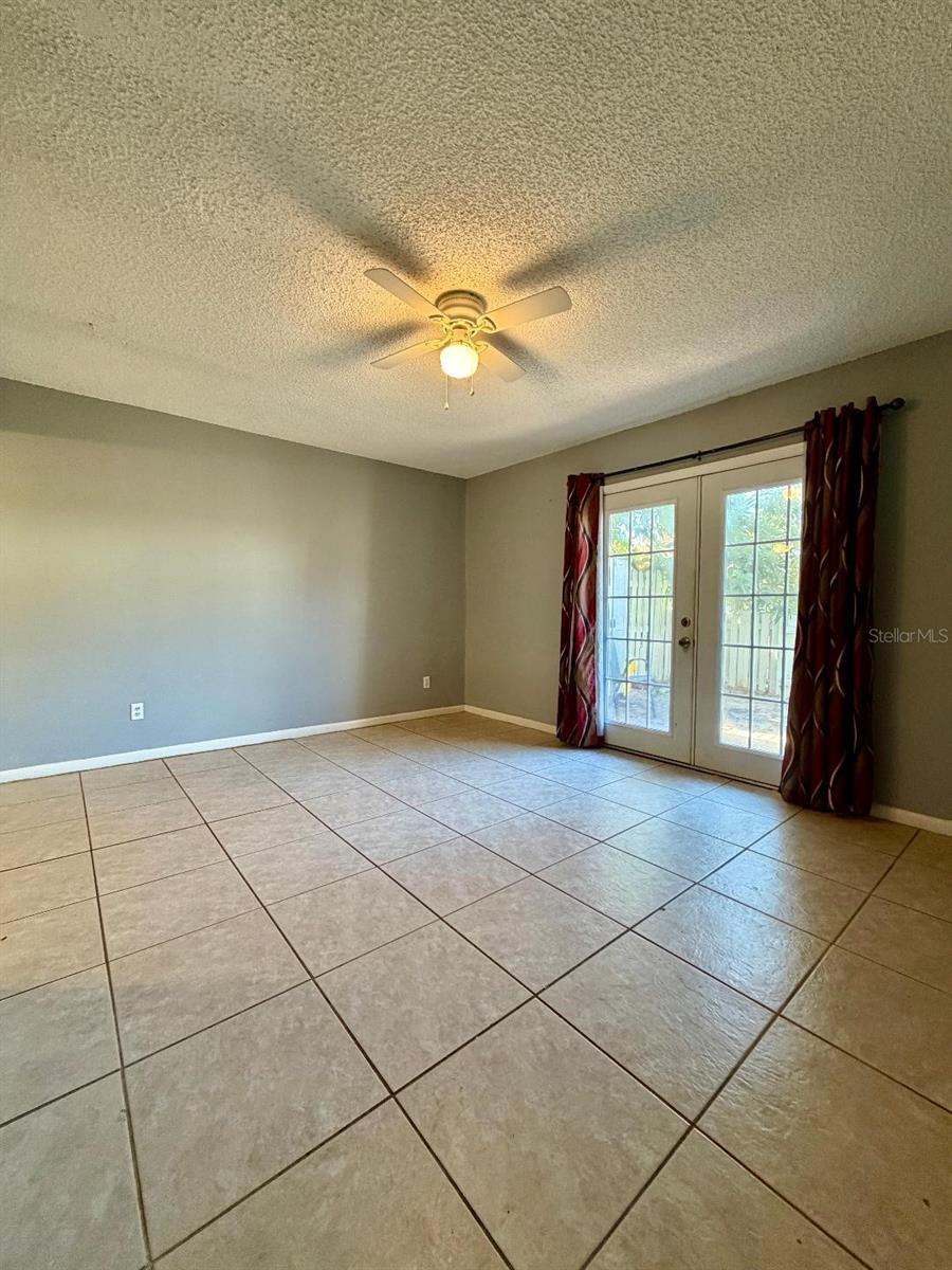 Image 8 of 26 For 22726 Gage Loop 43