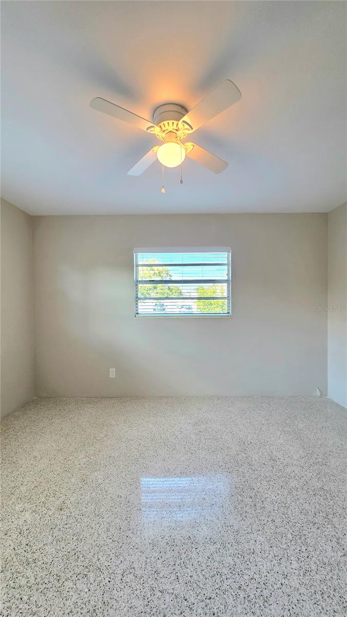 Image 16 of 22 For 1018 60th Avenue N