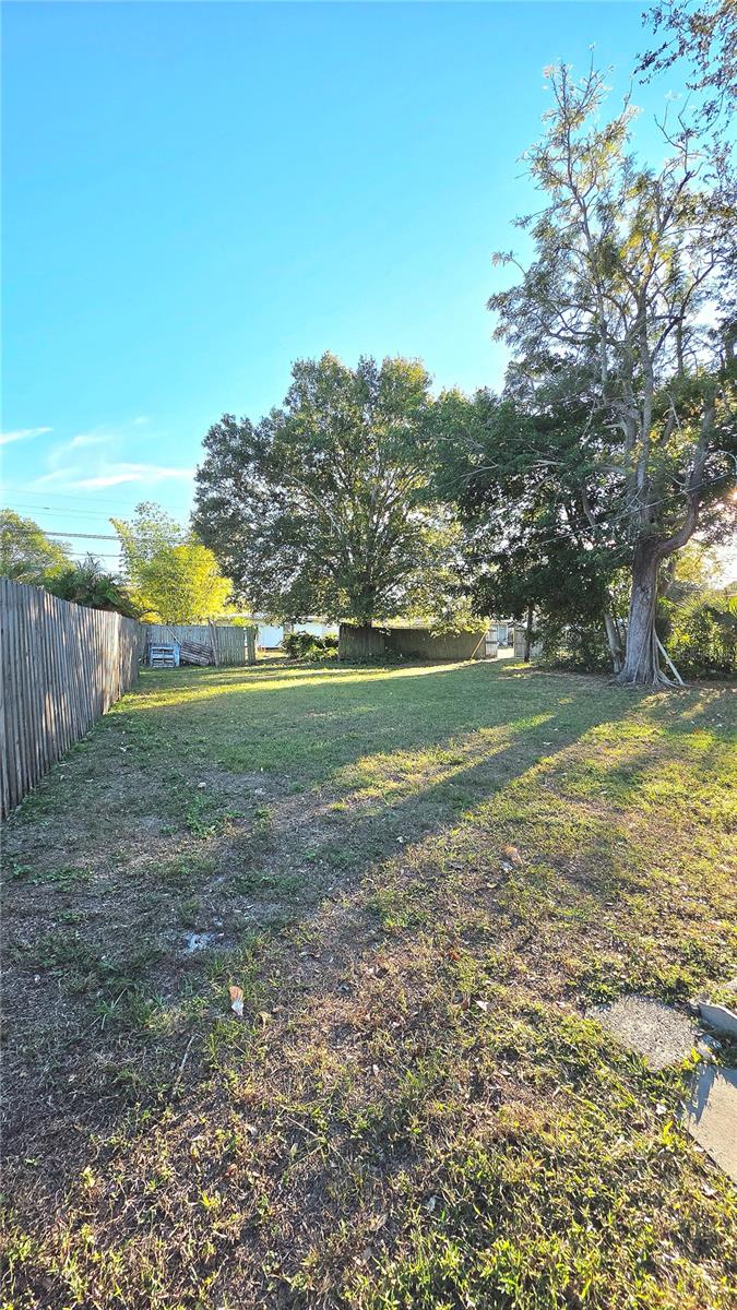 Image 20 of 22 For 1018 60th Avenue N