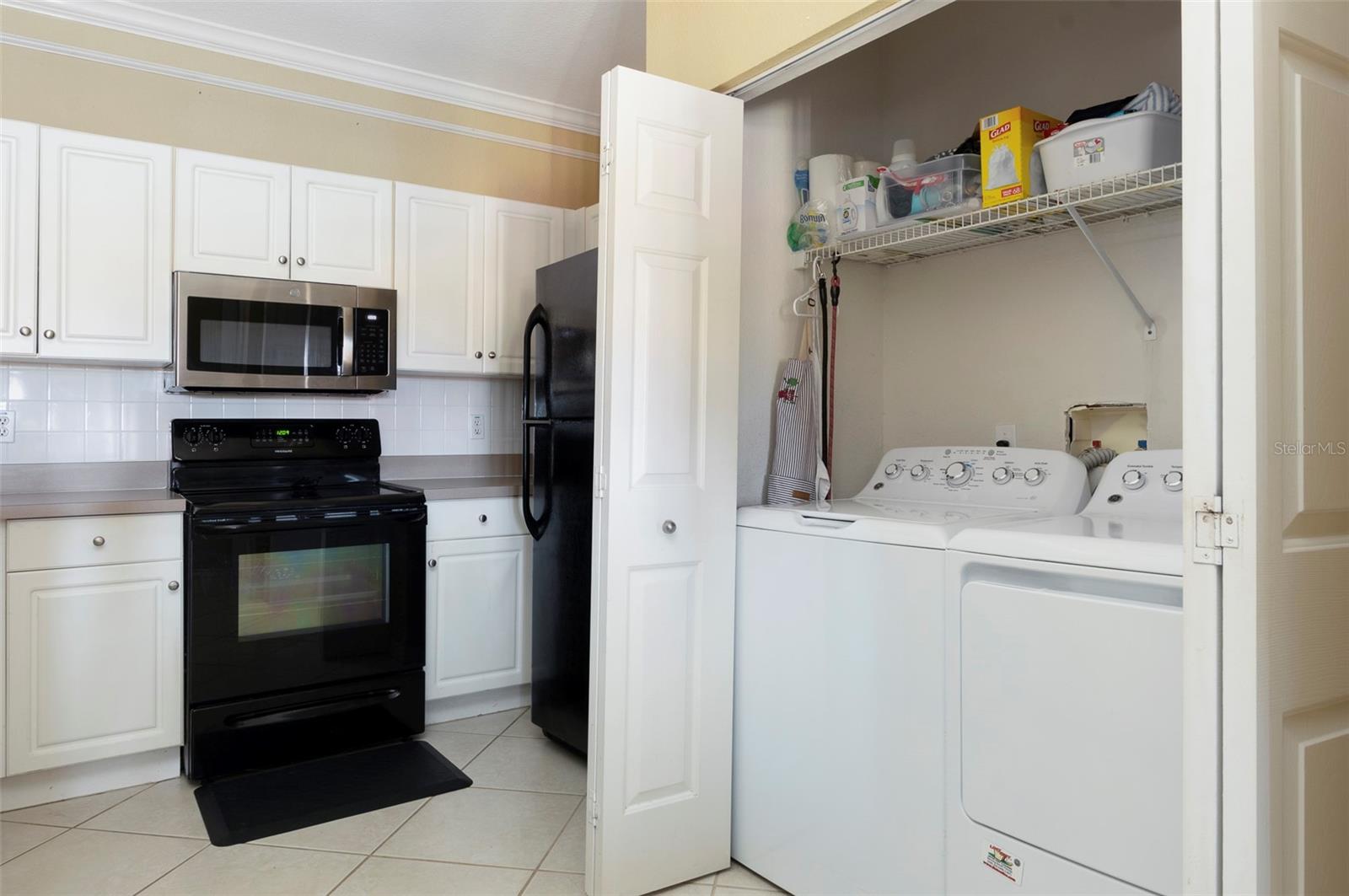 Image 13 of 41 For 4333 Bayside Village Drive S 308