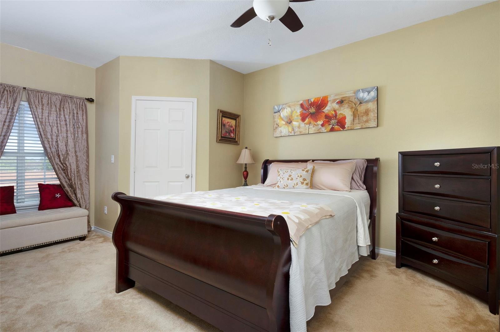 Image 16 of 41 For 4333 Bayside Village Drive S 308