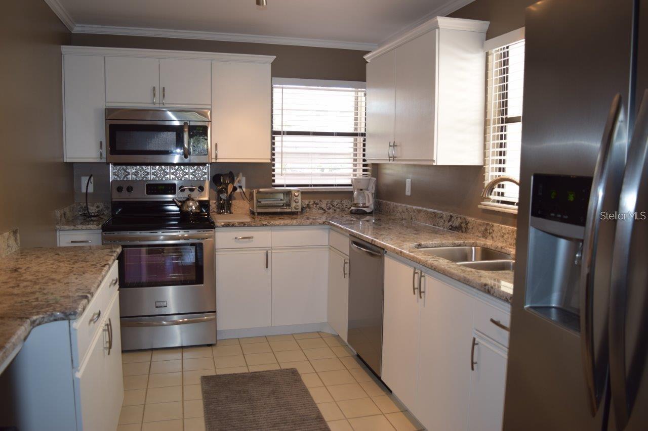 Image 10 of 68 For 7871 Sailboat Key Boulevard S 305