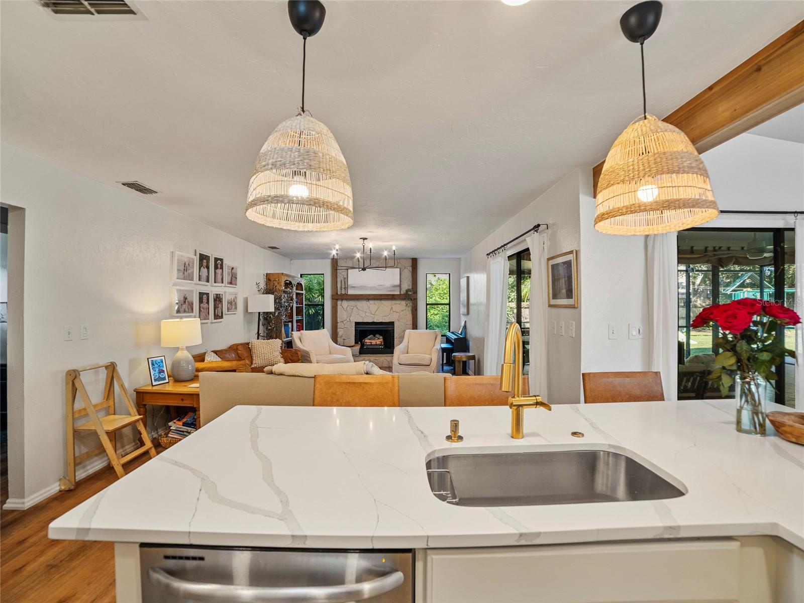 Image 13 of 33 For 8108 Glenbrooke Place