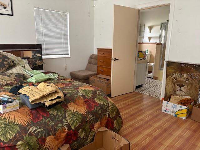 Listing photo id 5 for 6121 Whiteway Drive