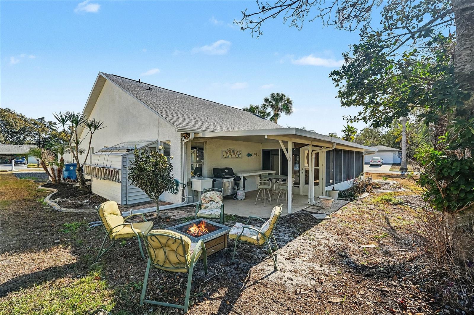 Image 25 of 36 For 8970 Lismore Court