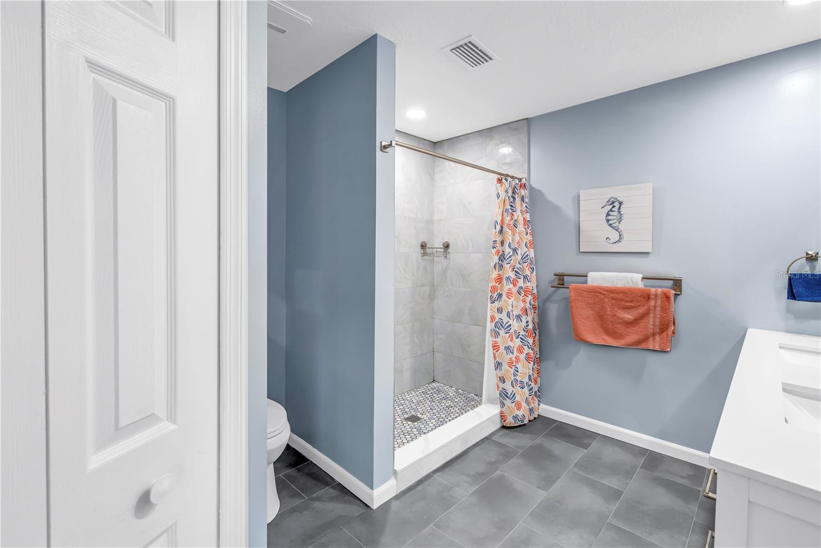 Image 25 of 67 For 8985 Antigua Drive