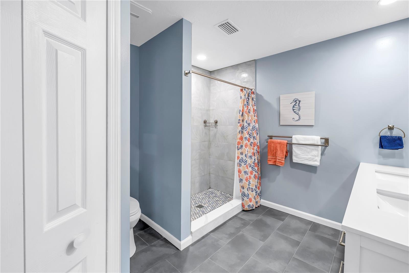 Image 26 of 67 For 8985 Antigua Drive