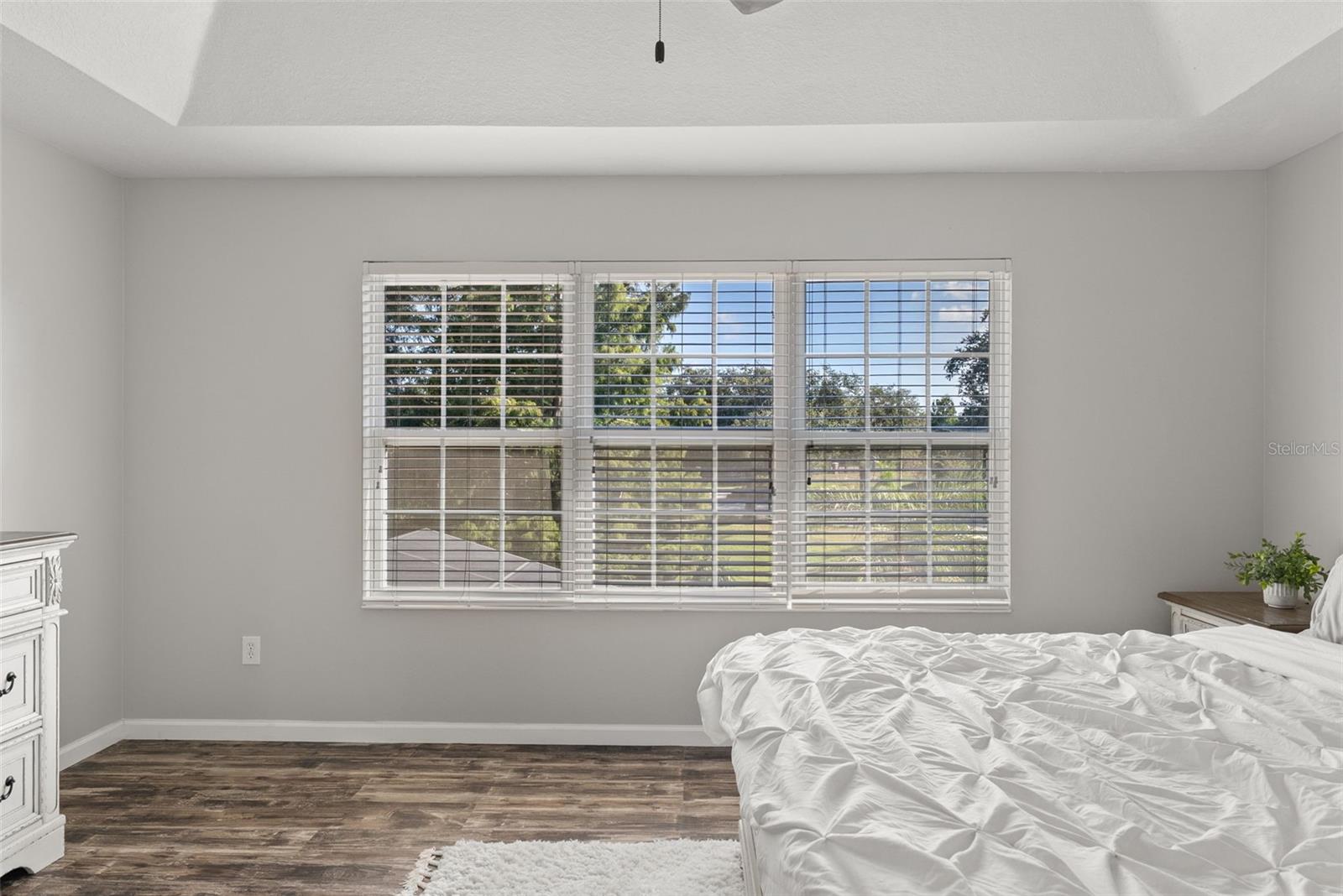 Image 25 of 44 For 14019 Crater Circle