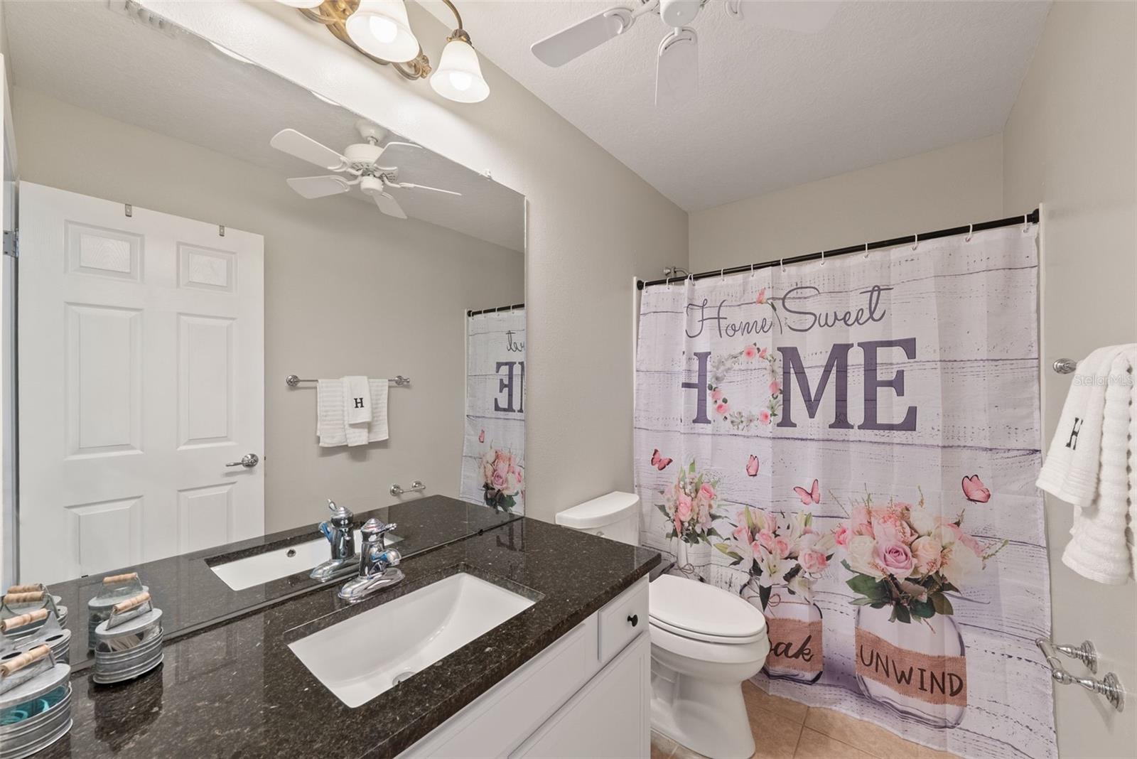 Image 32 of 44 For 14019 Crater Circle