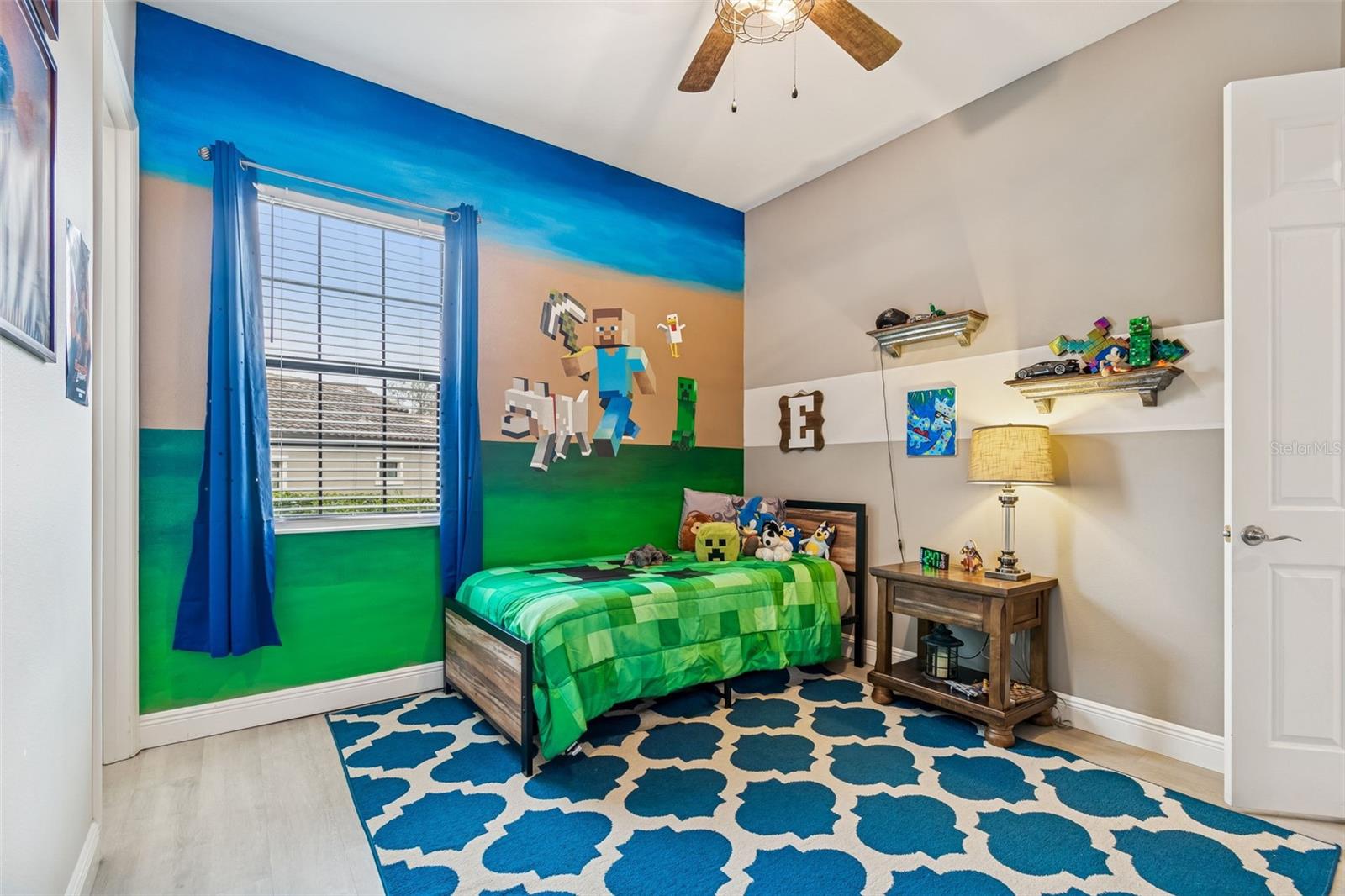 Image 56 of 90 For 4856 Night Star Trail