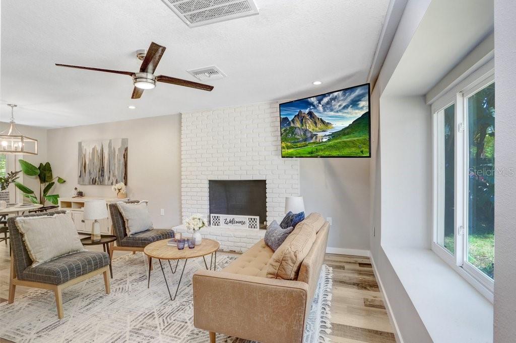 Listing photo id 6 for 7208 Ola Avenue