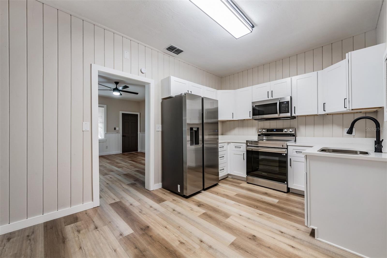 Image 6 of 18 For 4128 Pecan Drive