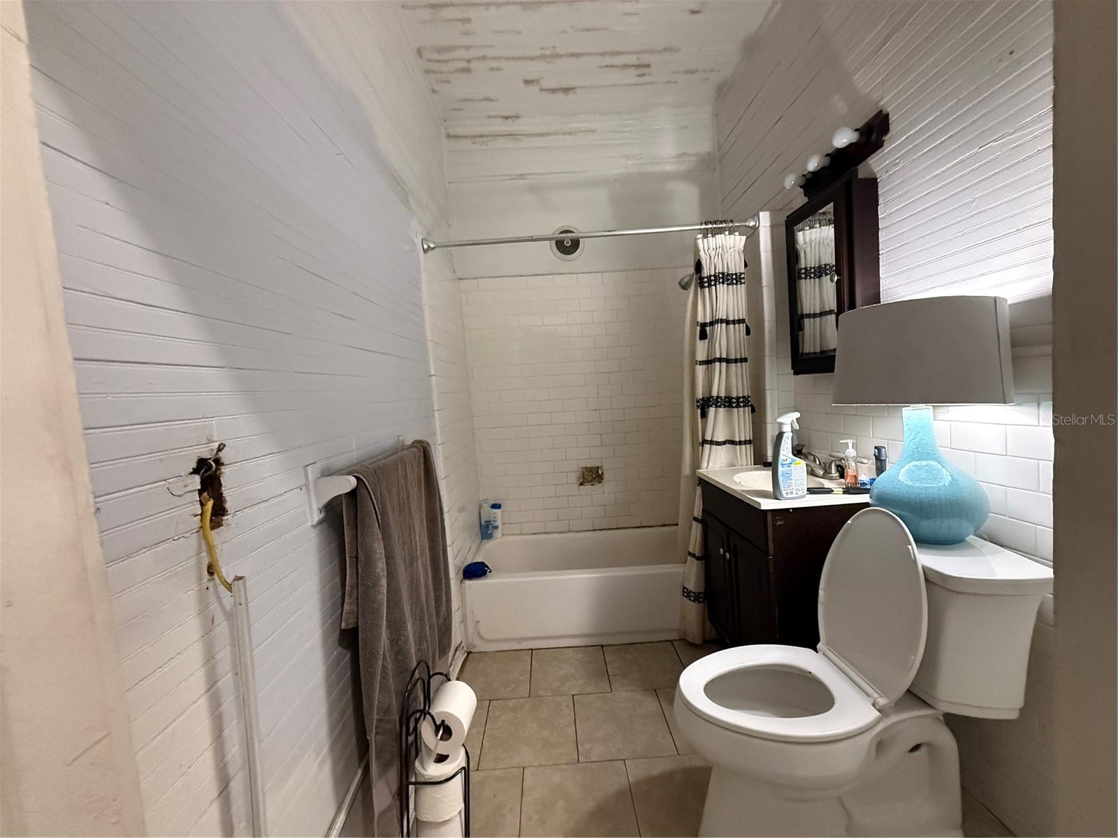 Image 11 of 15 For 2703 Moody Avenue