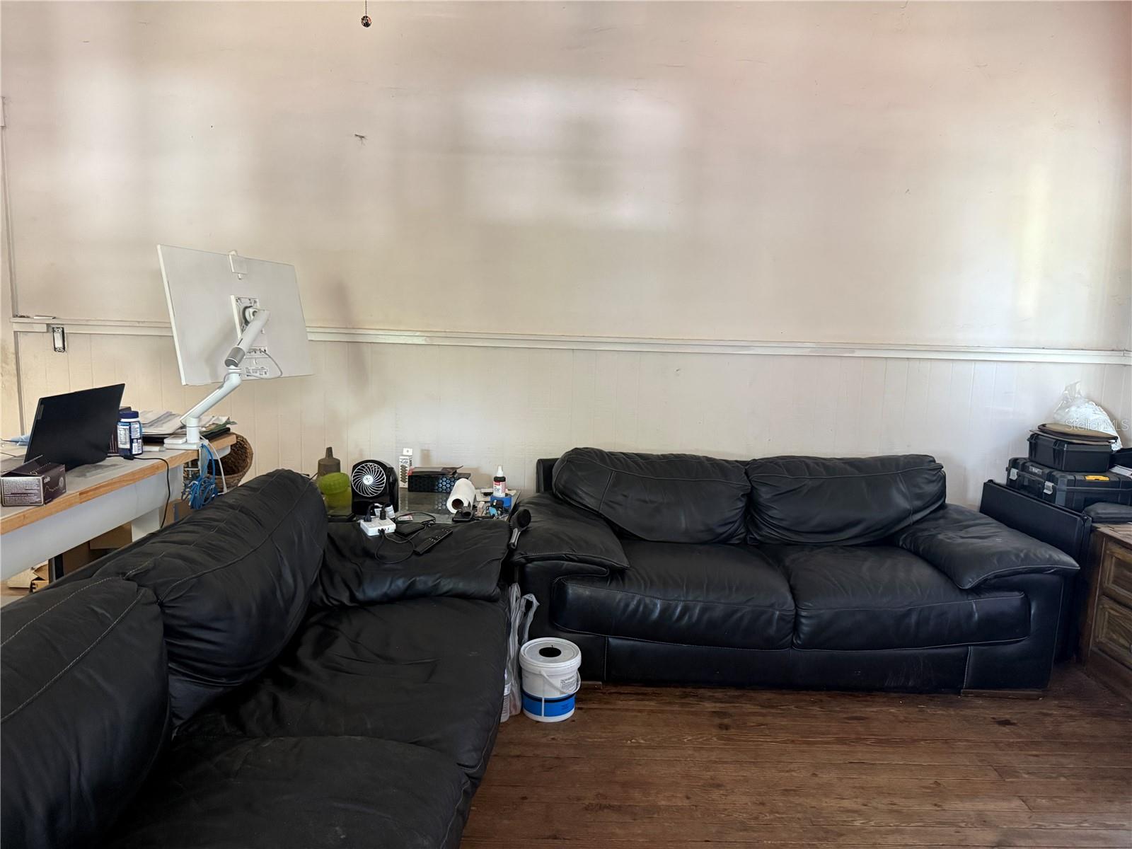 Image 7 of 15 For 2703 Moody Avenue