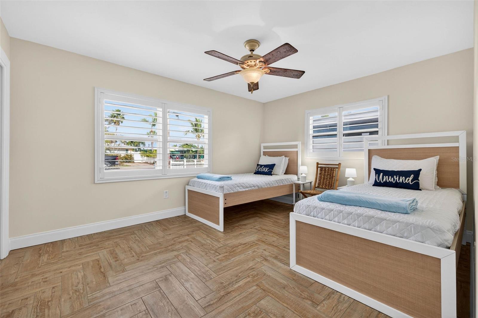 Image 34 of 51 For 333 La Hacienda Drive