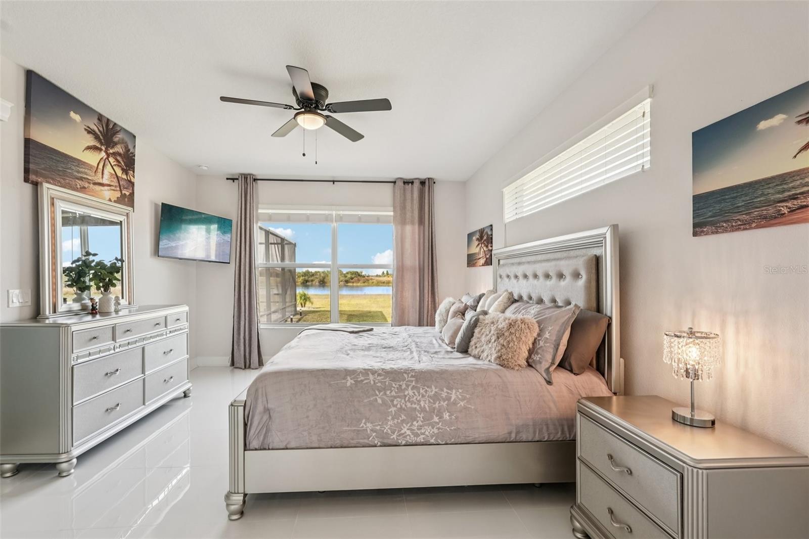 Listing photo id 32 for 5027 Lake Toscana Drive