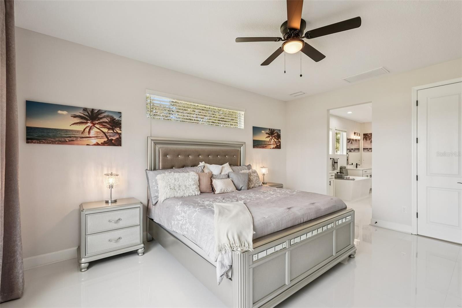 Listing photo id 33 for 5027 Lake Toscana Drive