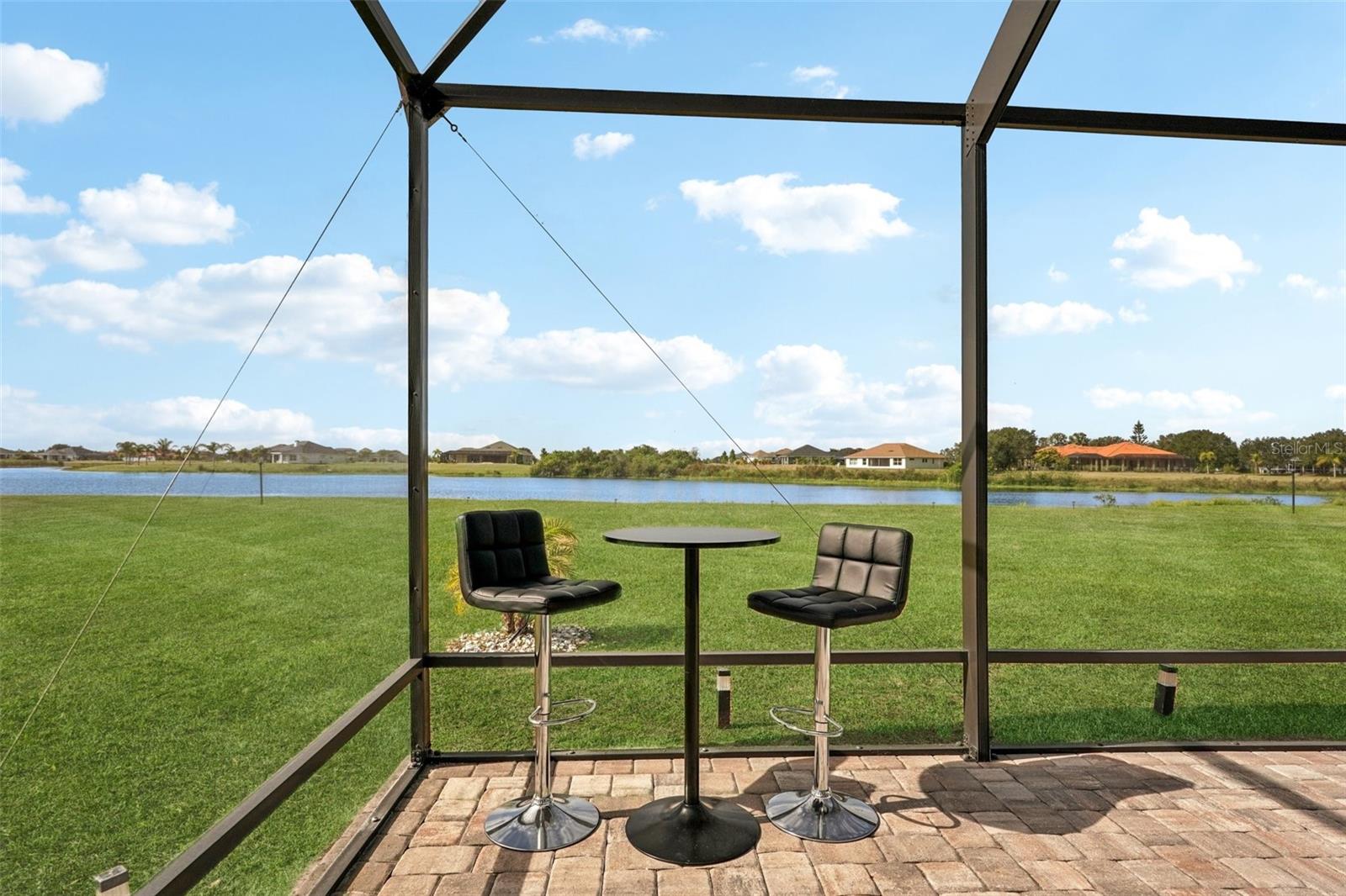 Listing photo id 53 for 5027 Lake Toscana Drive