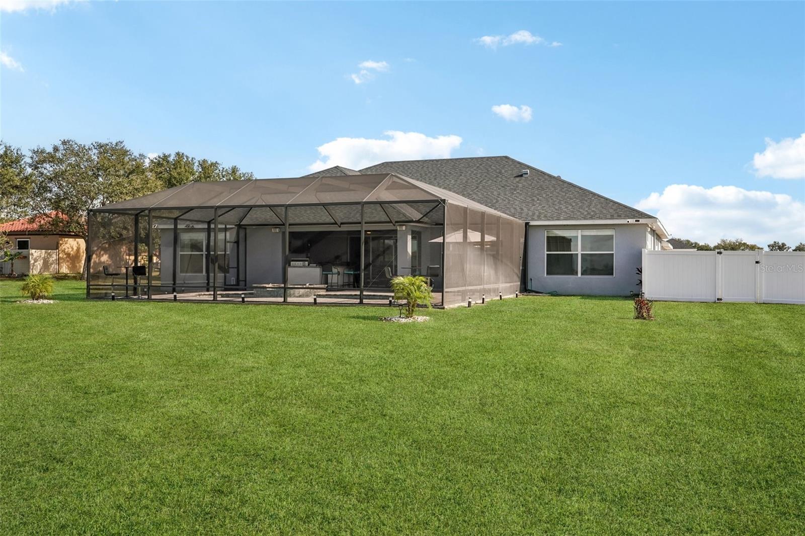 Listing photo id 56 for 5027 Lake Toscana Drive