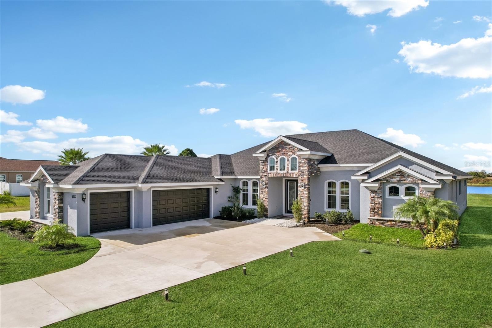 Listing photo id 66 for 5027 Lake Toscana Drive