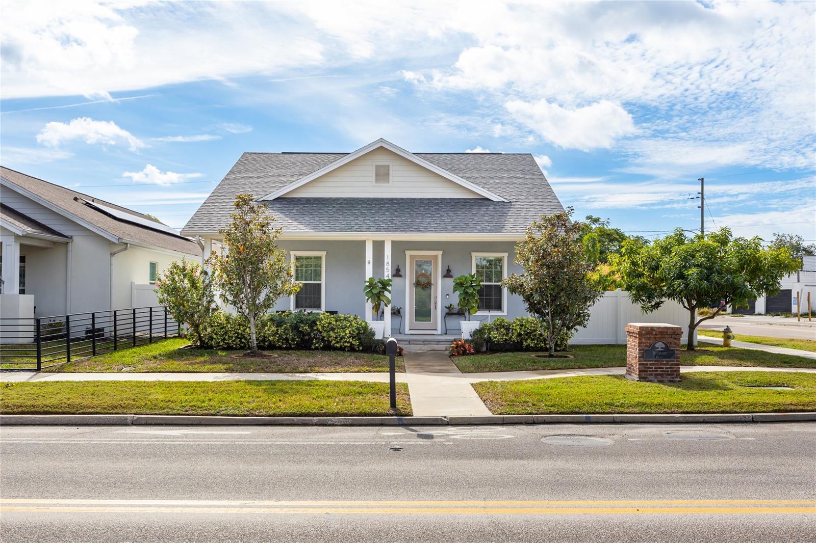 Details for 1854 13th Avenue N, ST PETERSBURG, FL 33713