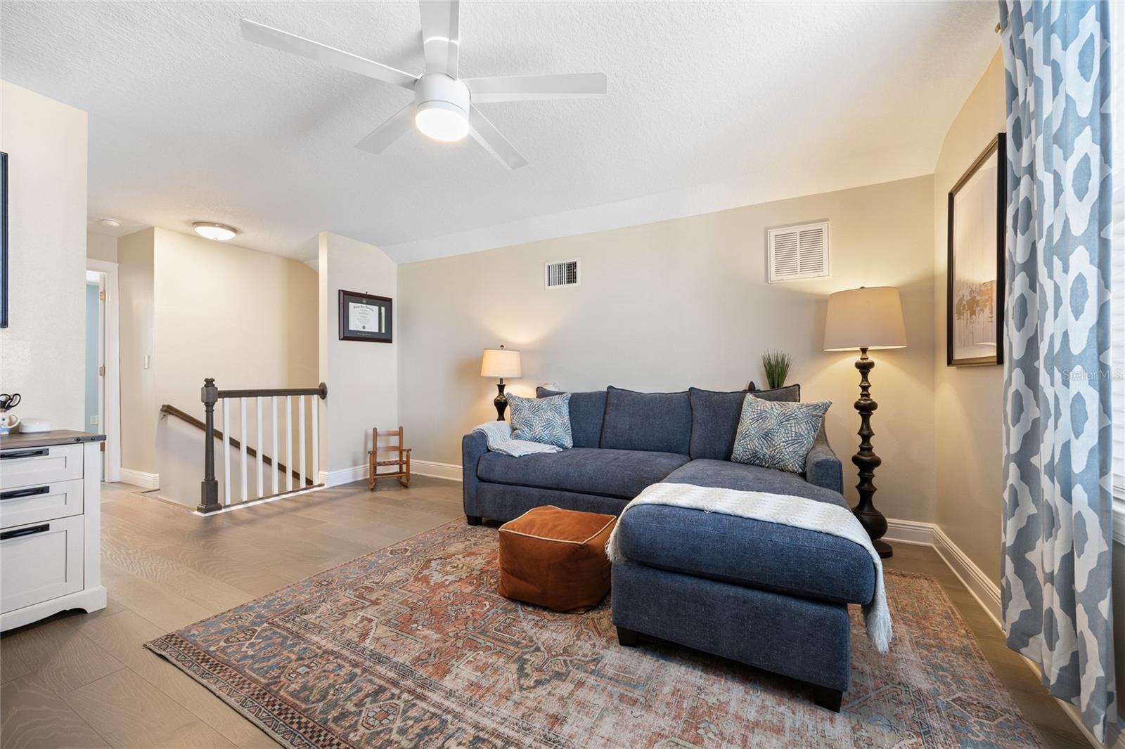 Image 25 of 42 For 1854 13th Avenue N