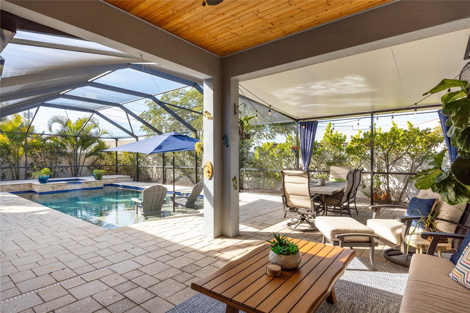 Image 30 of 42 For 1854 13th Avenue N