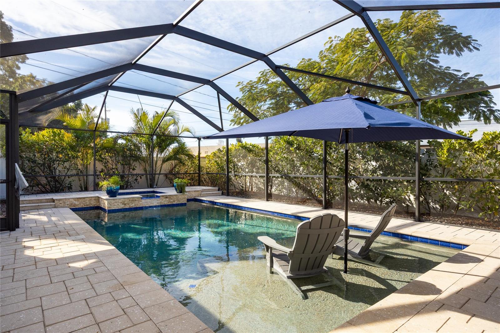 Image 35 of 42 For 1854 13th Avenue N