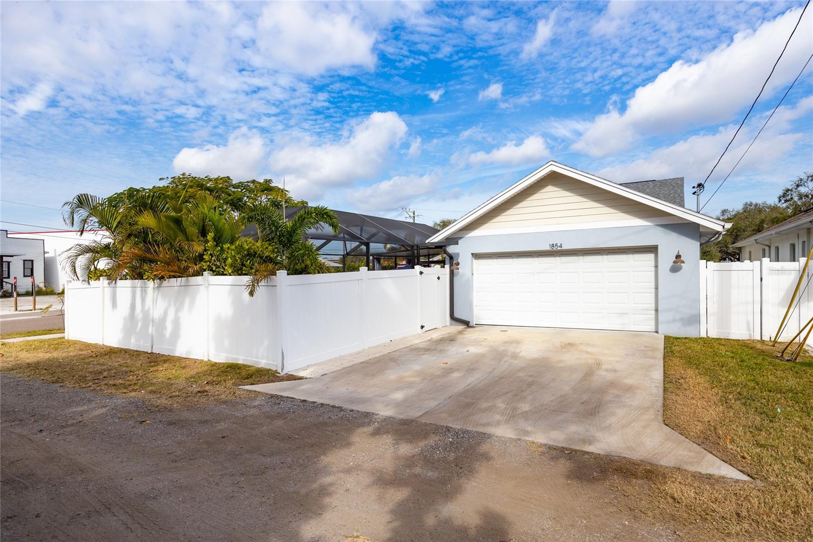 Image 39 of 42 For 1854 13th Avenue N