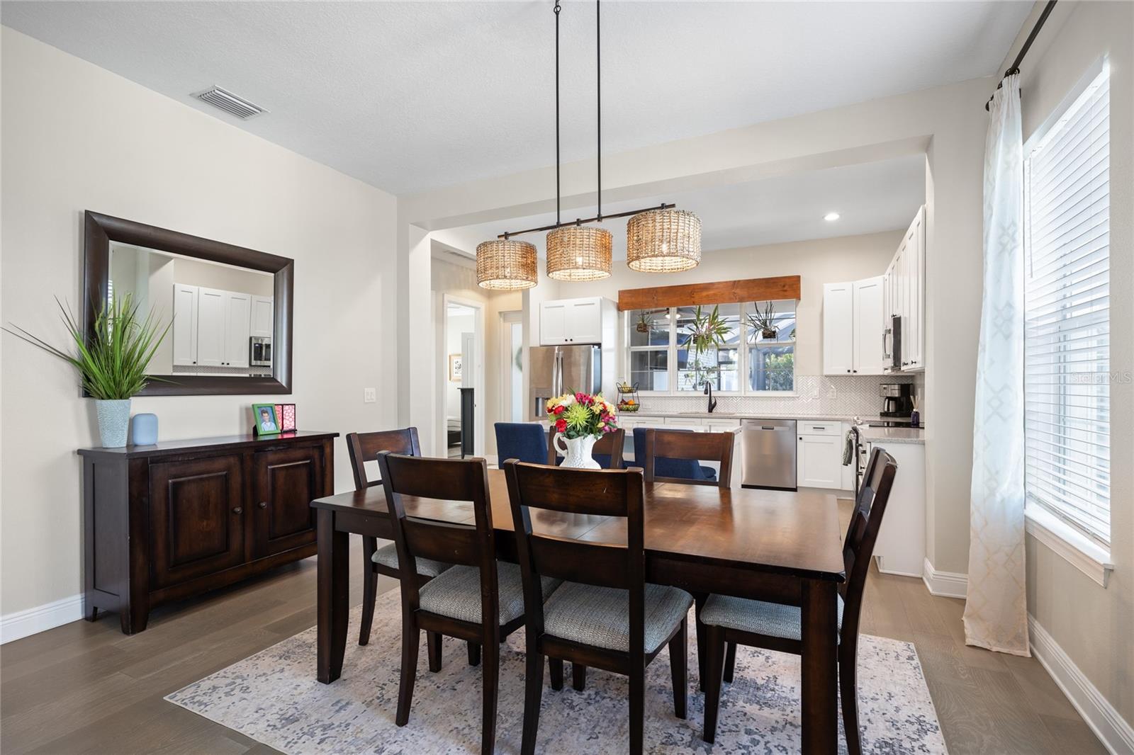 Image 6 of 42 For 1854 13th Avenue N