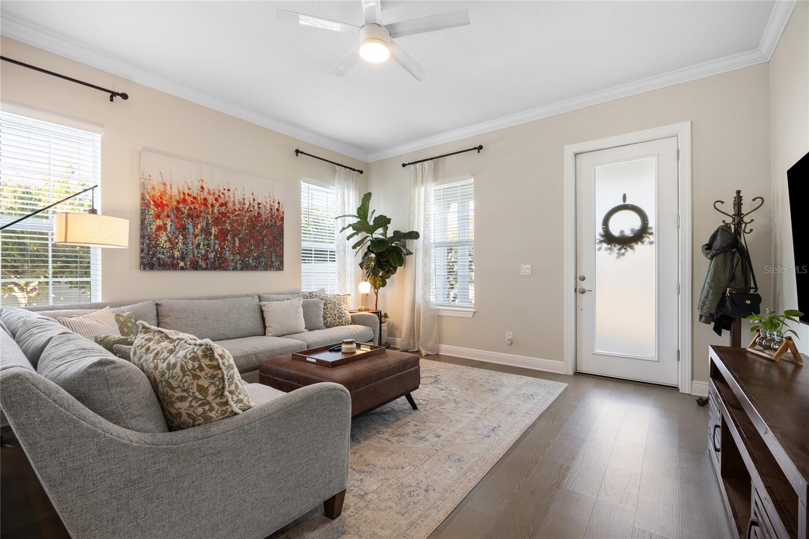 Image 7 of 42 For 1854 13th Avenue N