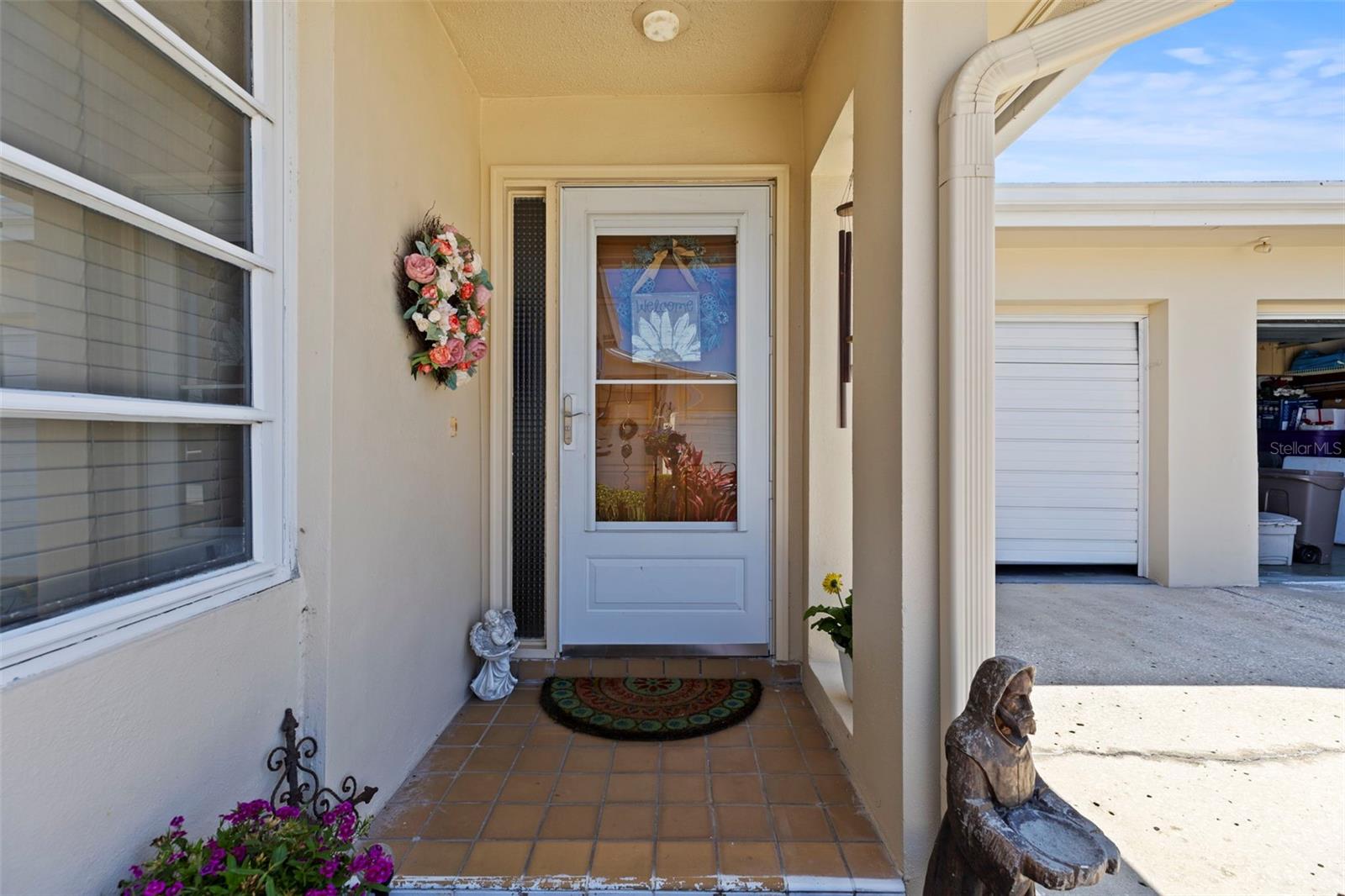 Image 3 of 42 For 2735 Sherbrooke Lane D